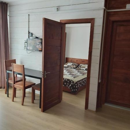 Hotel Mgzavrebi 巴库里阿尼 外观 照片